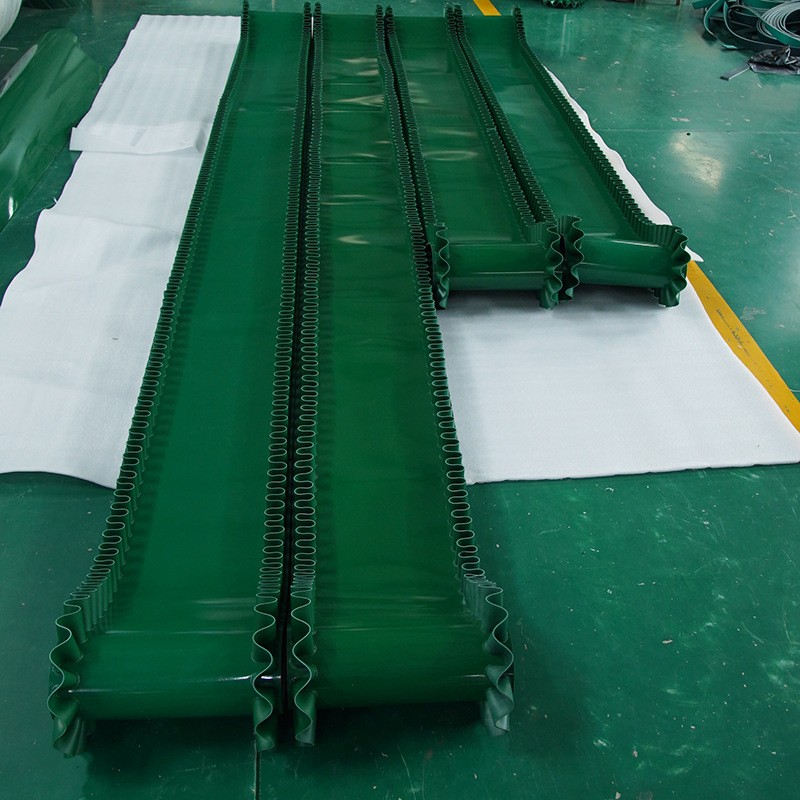Băng Tải Pvc Dán Gân Giá Tốt
