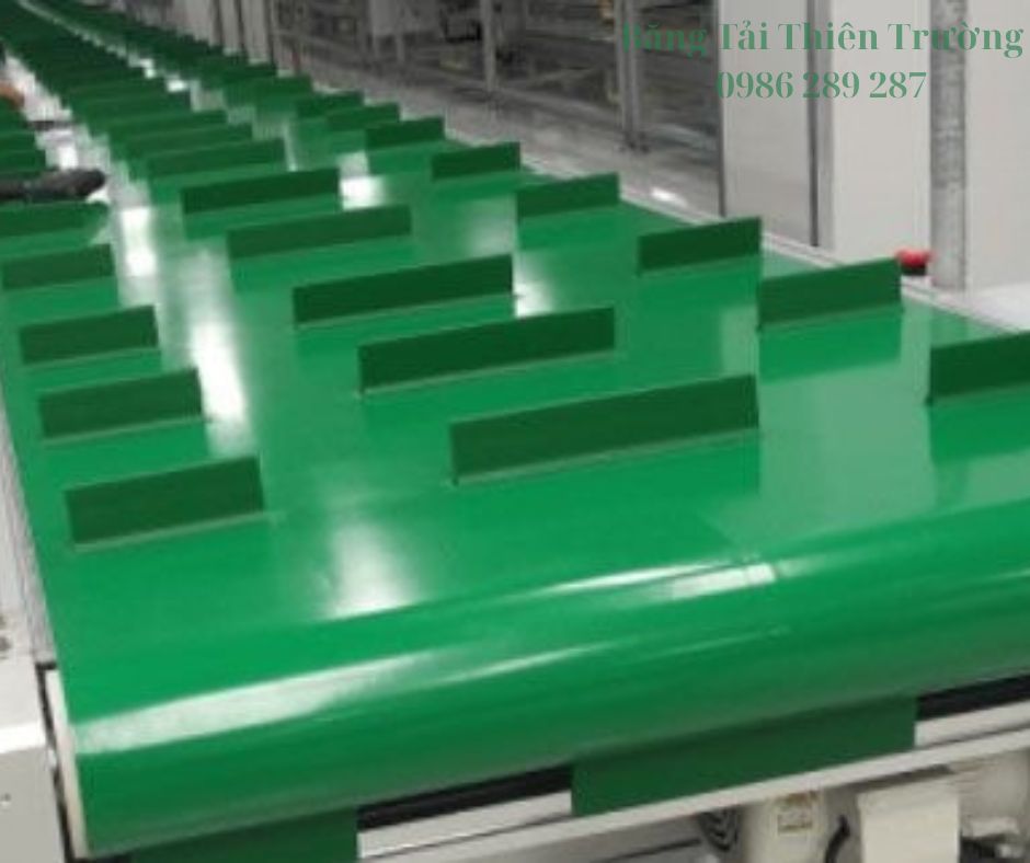 Băng Tải PVC Dán Gân: Giải Pháp Tối Ưu Cho Quy Trình Sản Xuất Công Nghiệp