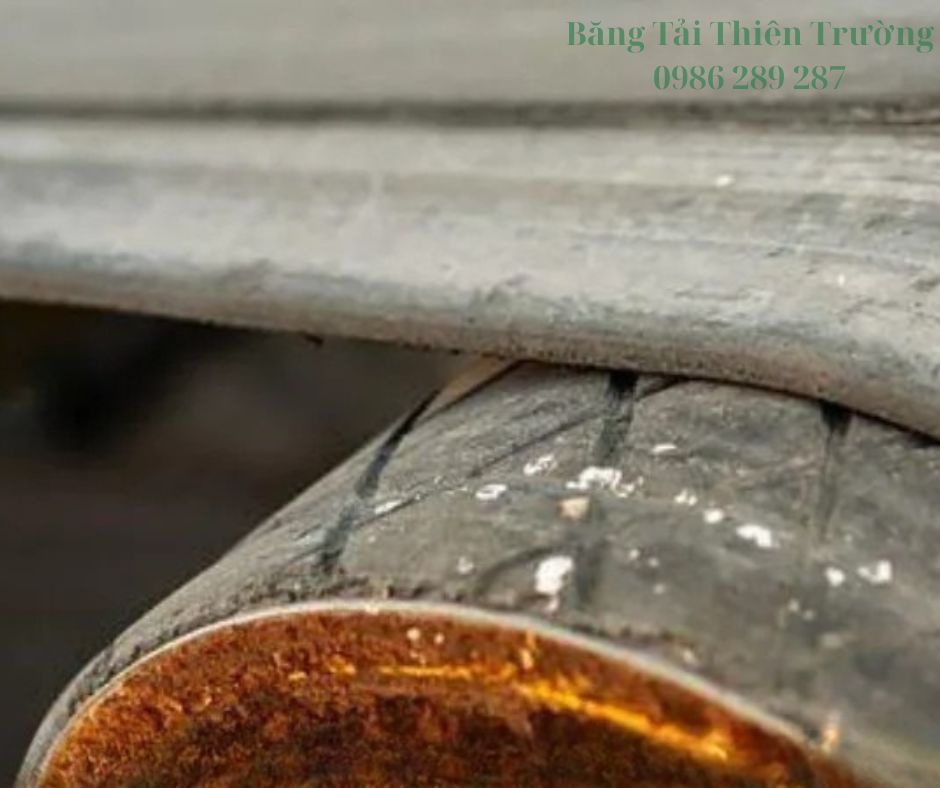Nguyên Nhân và Giải Pháp Khắc Phục Băng Tải Cao Su Hư Hỏng